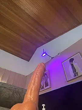 צ'אט XXX בשידור חי של izumi_mei