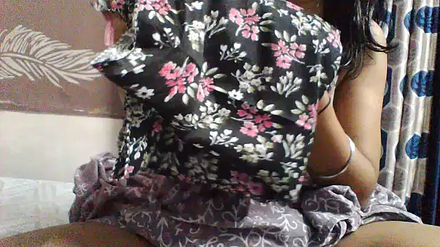 shalini_fire 라이브 XXX 채팅