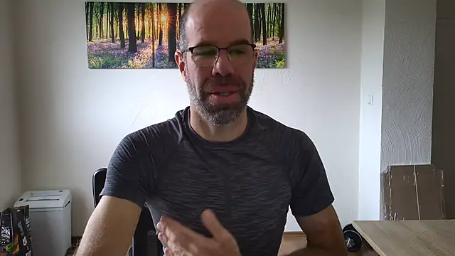 Chat XXX ao vivo de DaddyHarry_MatureStallion