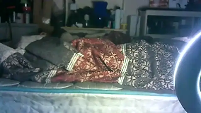 Онлайн чат XXX SINC3R3LY_FIR3