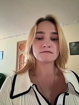 SugarDanger Adlı Modelin Canlı XXX Sohbeti