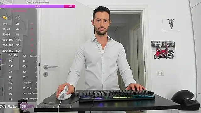 XXX chat uživo modela ZackFraser