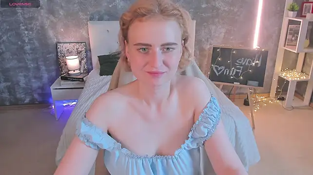 Shiny_Liss Chat XXX in diretta