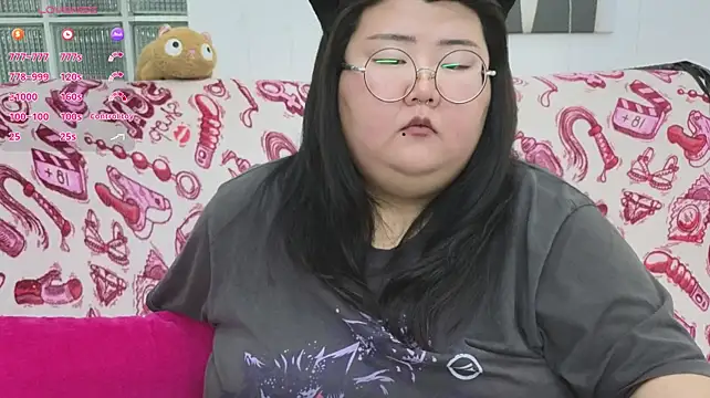 Chat XXX Live Nadine_asian