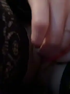 XXX chat uživo modela Dina_Tease