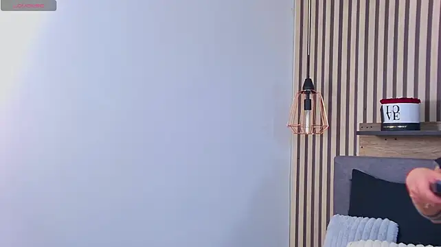 AdrennaLynee Chat XXX live