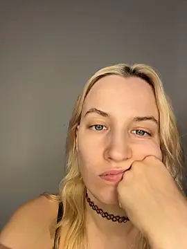 Chat +18 de GirlBlondie ao vivo
