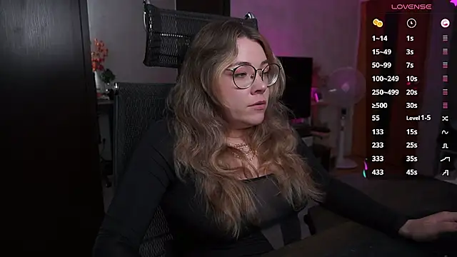 RemyCute's Live XXX Chat