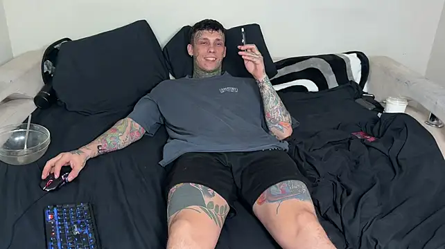 Anubisgods Chat XXX live