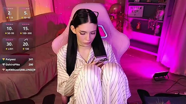 Kelly__Bunny élő XXX-chatje