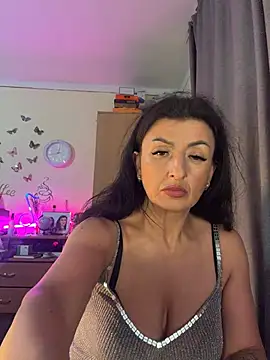 XXX chat uživo modela Hotangel75