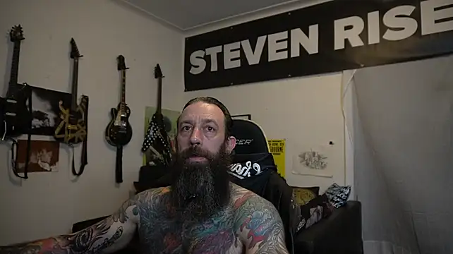 Živý XXX chat StevenRiseNYC