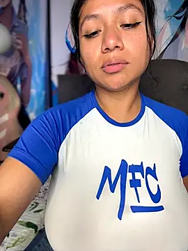 Im_Little লাইভ XXX চ্যাট