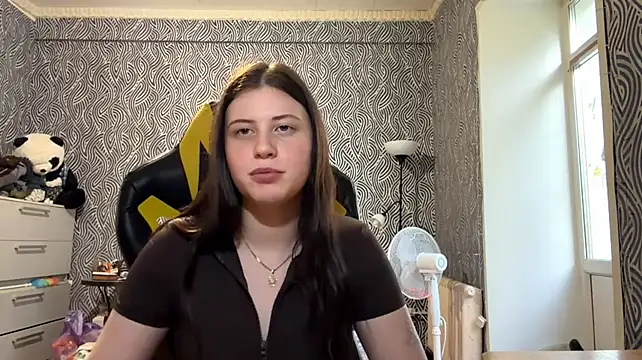 צ'אט XXX בשידור חי של Mellamixsic