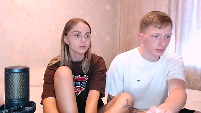 Chat +18 de juliaanddima ao vivo