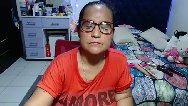Chat +18 de pervert_mommy_ ao vivo
