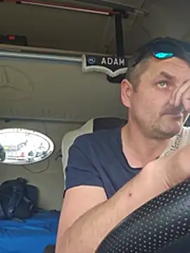 adas-: απευθείας συνομιλία ΧΧΧ