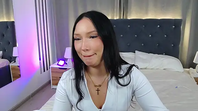Chat +18 de VikkyVonn ao vivo