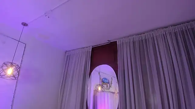Chat +18 de sweetbloomcs ao vivo