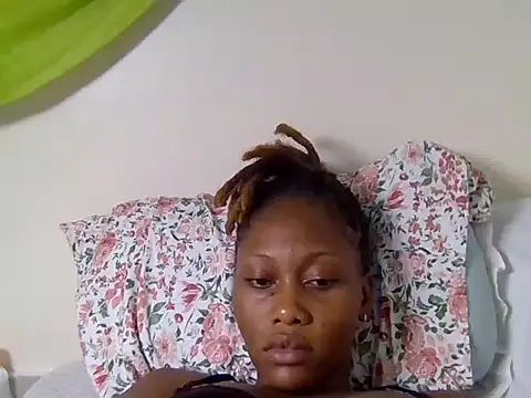 missprettydoll's Live XXX Chat