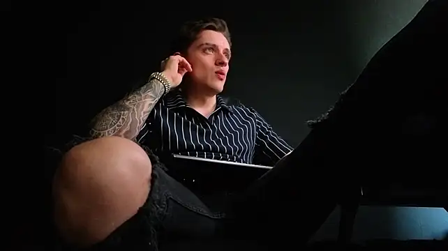 FelixStarkk's Live XXX Chat