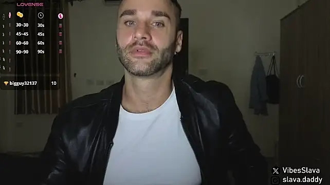 DaddySlava 라이브 XXX 채팅