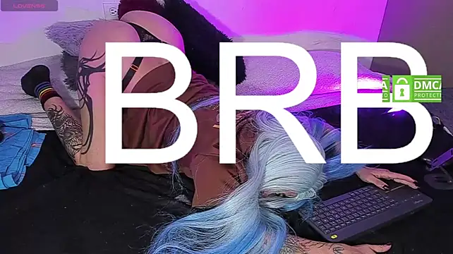 sarah_benjjaminn's Live XXX Chat