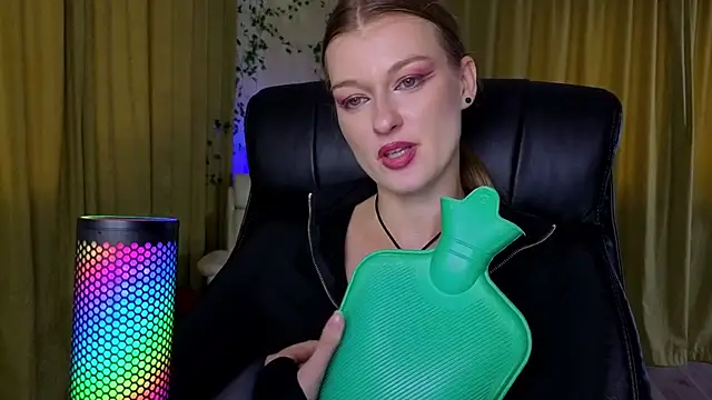 MysticVenus_'s Live XXX Chat