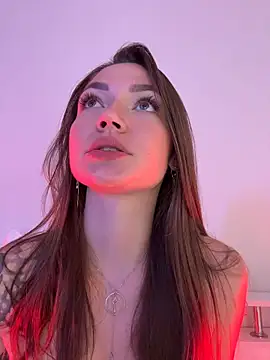 XXX chat uživo modela Emilia_Rodess