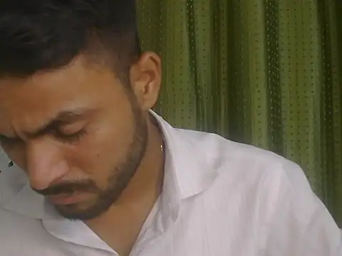Stubborndesiboy Adlı Modelin Canlı XXX Sohbeti