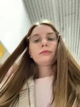 הופעת וובקאם של FReyja_44