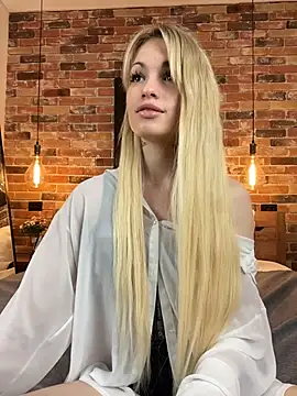 AminaBlush Chat XXX in diretta