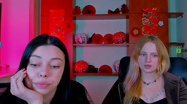 แชท XXX สดของ laura_dark_