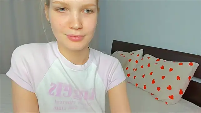 دردشة Xloe_Queen الجنسية المباشرة
