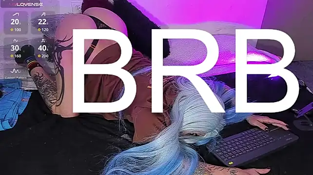 צ'אט XXX בשידור חי של sarah_benjjaminn