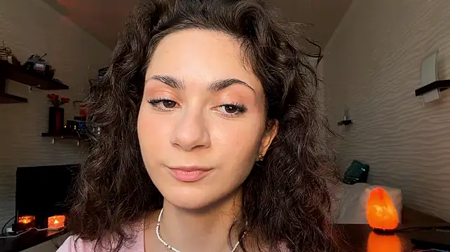 JaquelynRollend Adlı Modelin Canlı XXX Sohbeti