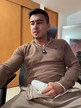 Chris_Clarck Live XXX-chat