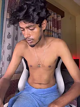 צ'אט XXX בשידור חי של GunSlay