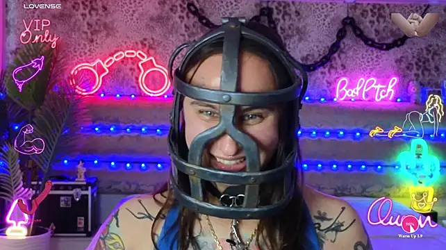 Cool_Freak_ live XXX chat