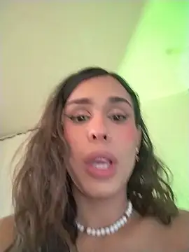 pretty_ariiel's Live XXX Chat