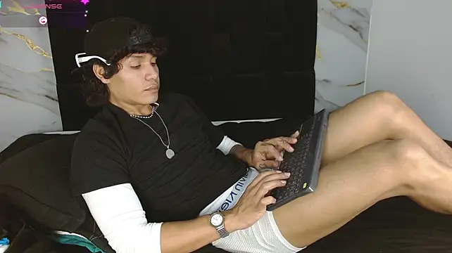 MaximilianRoth Chat XXX live