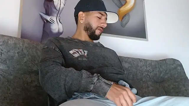 Chat XXX ao vivo de LukasScott_