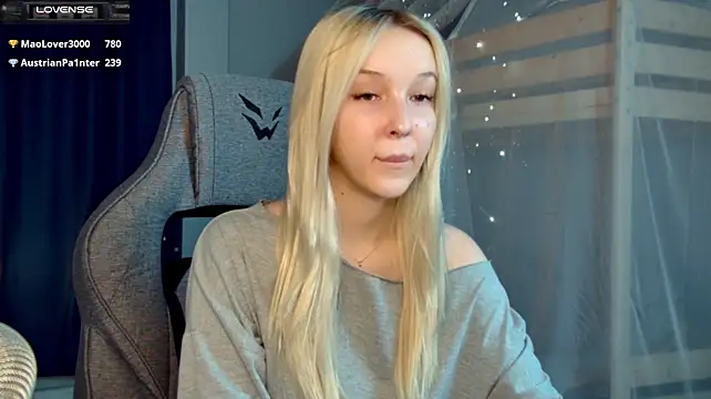 MaoqiBeverly's Live XXX Chat