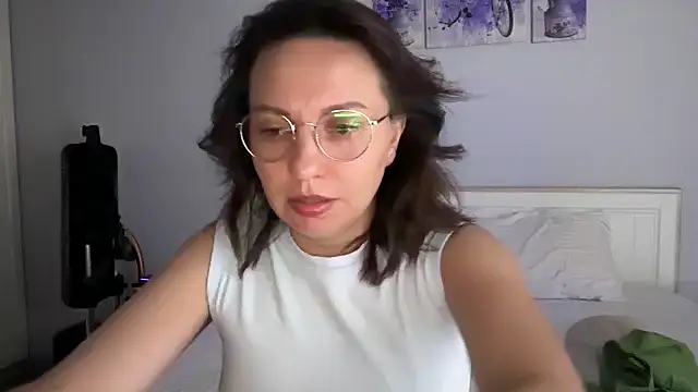 KamilaXHot Chat XXX live