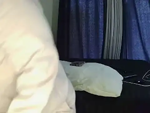 RealQueenOfSouth 现场XXX聊天