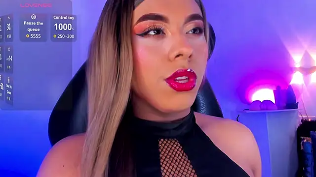 Czat XXX na żywo – Emili_Roux