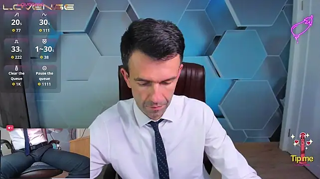SteveTiger 现场XXX聊天