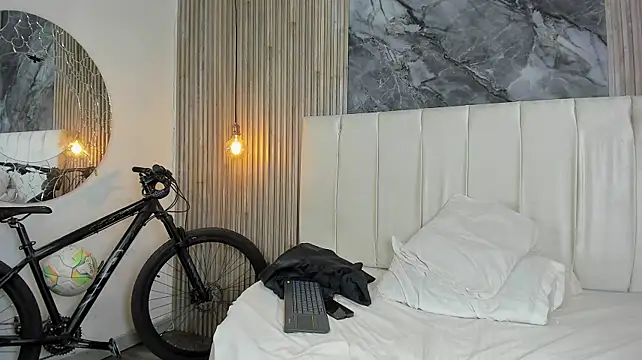 XXX chat uživo modela dark_ay