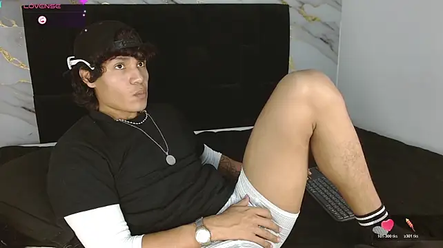 MaximilianRoth Live XXX-chat