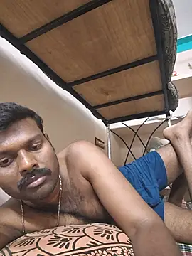 Vijayanbigc's Live XXX Chat